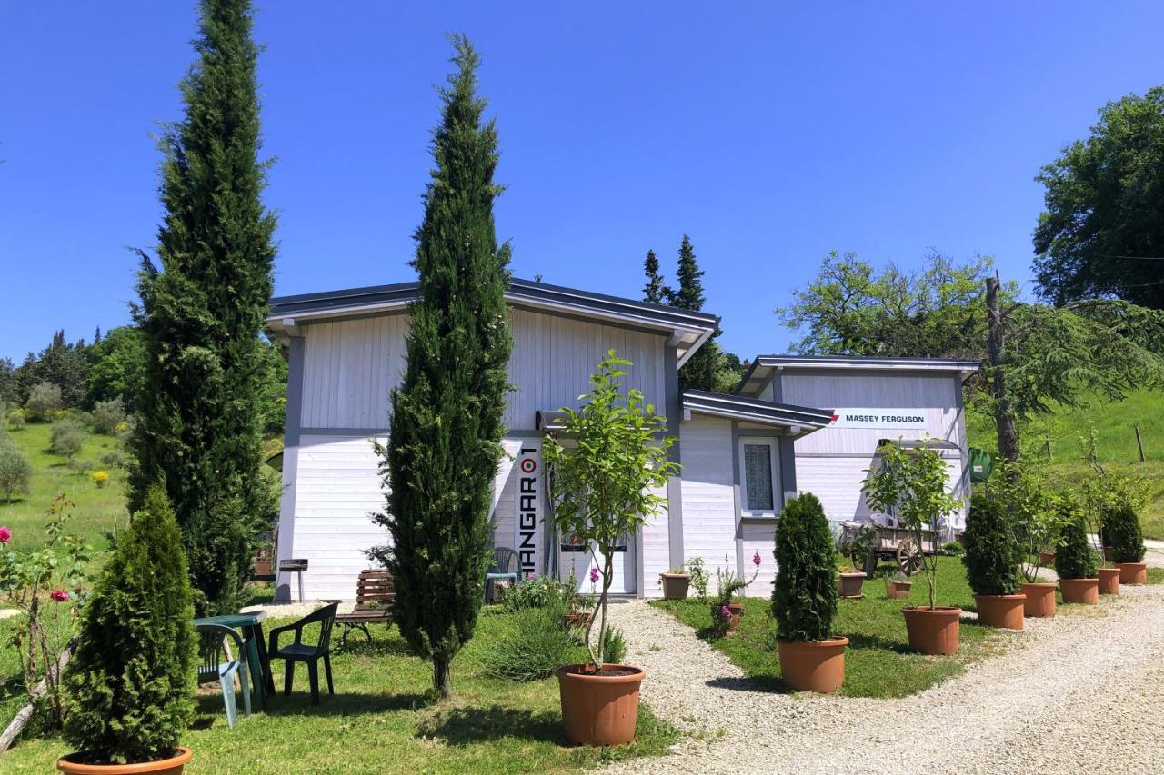Podere Badia Valdrago Agriturismo Mugello Circuit 斯卡尔佩里亚 外观 照片